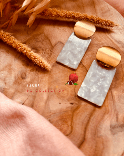Boucle d'oreilles rectangulaire en acétate de cellulose blanc et clou d'oreille en acier inoxydable rond
