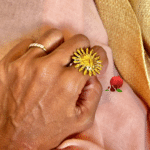 Bague en acier inoxydable en forme de soleil