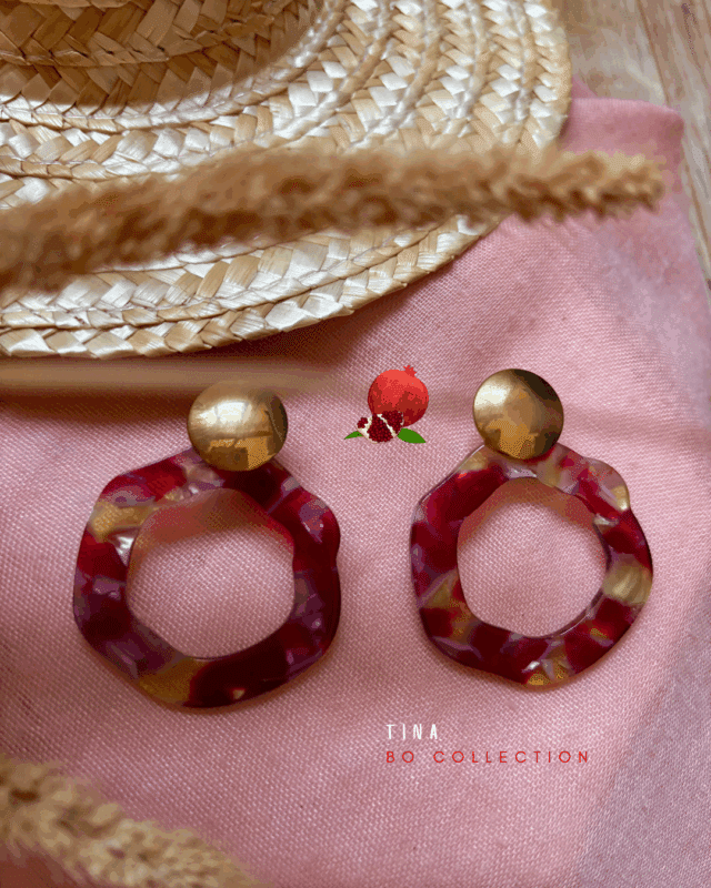 Boucle d'oreille de forme ronde en résine (coloris mixte dans les tons rouge)