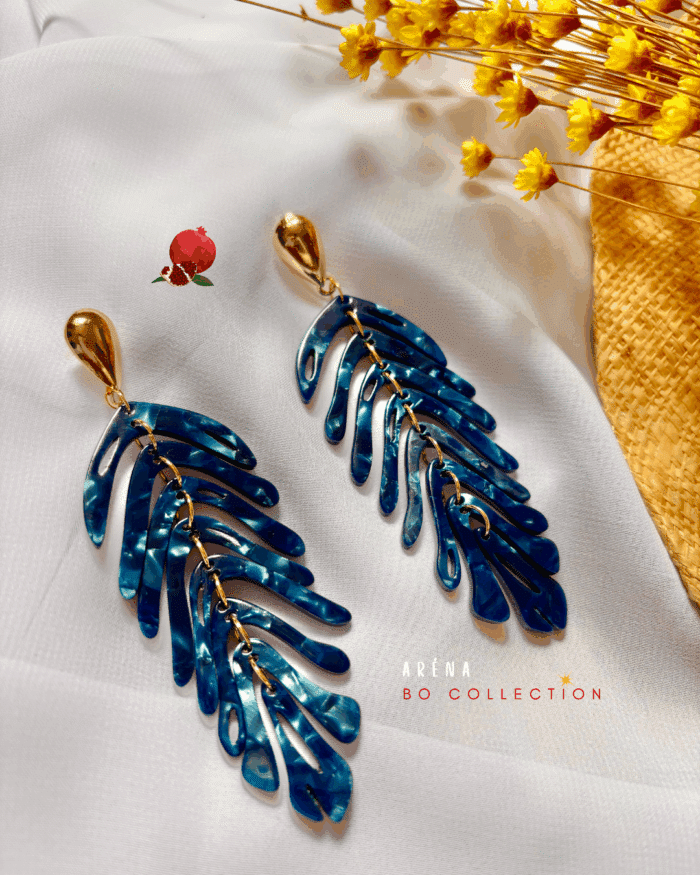 Boucle d'oreille pendante en forme de feuilles en résine