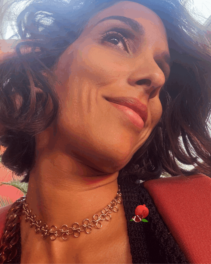 Collier ras de cou choker joliment travaillé en acier inoxydable