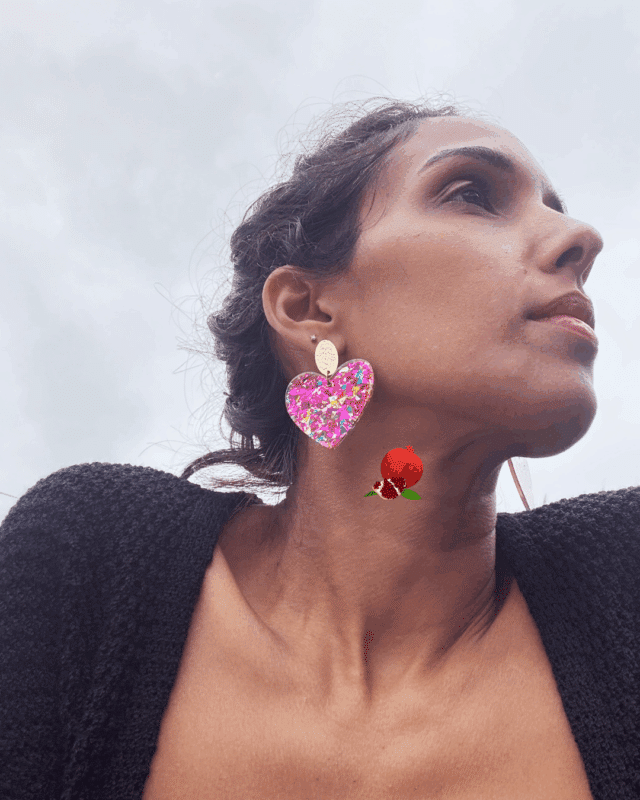 Boucle d'oreille en forme de coeur XXL Pendentif coeur à paillettes en résine  Longueur 5,5cm