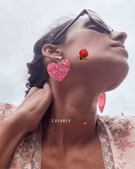 Boucle d'oreille en forme de coeur XXL Pendentif coeur à paillettes en résine et clou d'oreille en forme de coeur en acier inoxydable  Longueur 5,5 cm