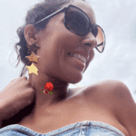 Boucle d'oreille pendante composée de 3 étoiles Acier inoxydable Longueur : 8 cm