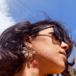 Boucle d'oreille en acier inoxydable en forme de fleur Coloris Léopard Longueur : 4 cm