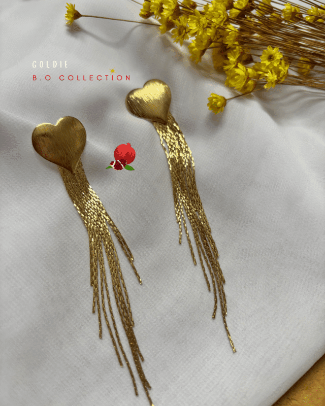 Boucle d'oreille pendante en acier inoxydable en forme de coeur composée de 11 petites chainettes