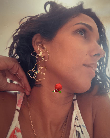 Boucle d'oreilles en forme de fleur avec sa petite pierre naturelle en aventurine Clou d'oreille et pendentif en acier inoxydable