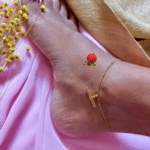 Chaine de cheville en acier inoxydable avec petit pendentif