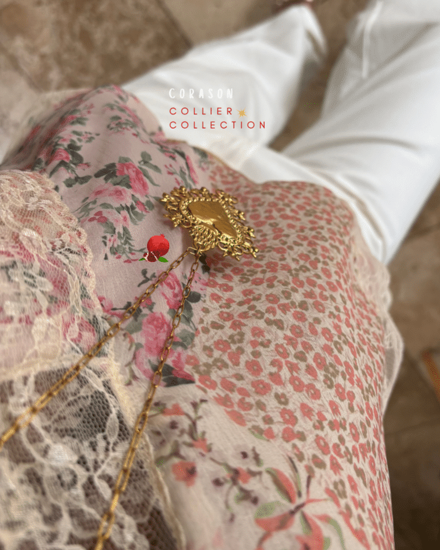 Sautoir en acier inoxydable Grand coeur ex-voto (5,5cm) Acier inoxydable Longueur sautoir : 78 cm (+6cm d’extension)