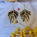Boucle d’oreille pampille avec zirconiums Clou d’oreille en laiton plaqué or Longueur totale : 8 cm